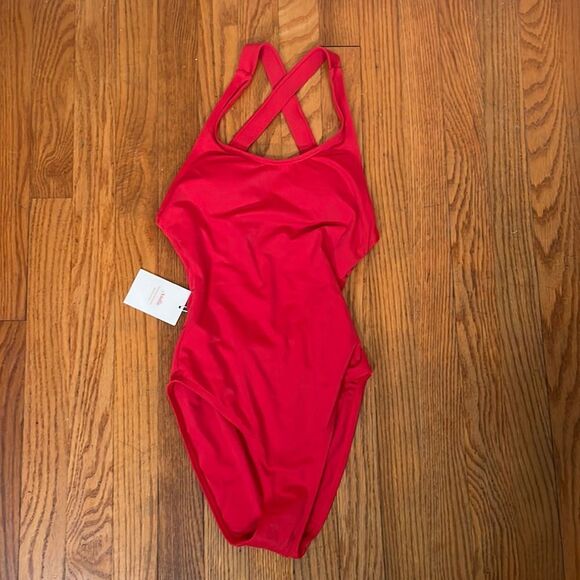 Andie The Tulum One Piece Swimsuit Cherry Red size M NWT - Picture 2 of 7